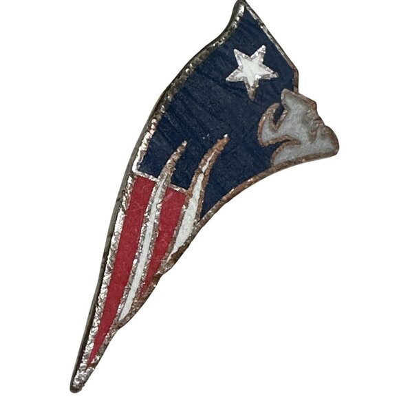 Vintage 2002 New England Patriots Lapel Pin By Aminco Peter David - Picture 2 of 7